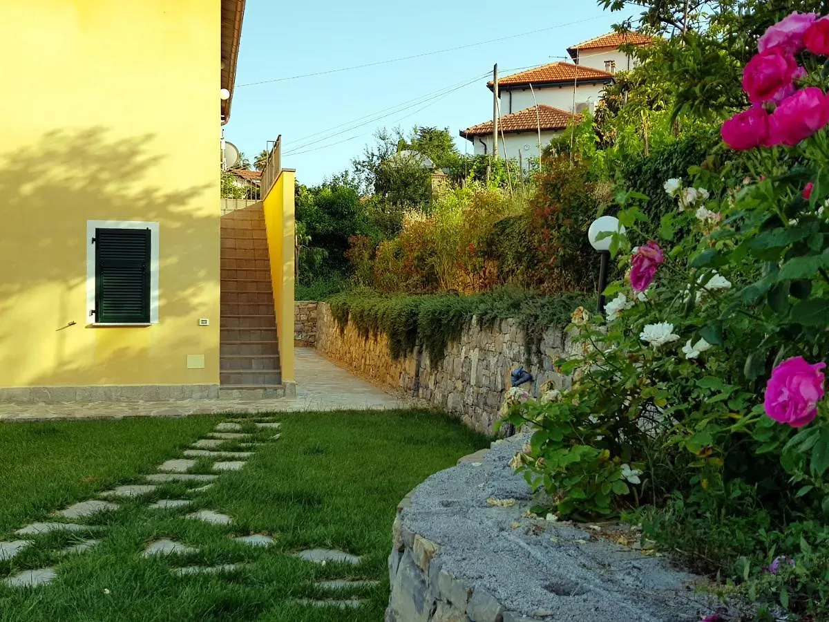 Holiday home Casa Laura Villa Imperia